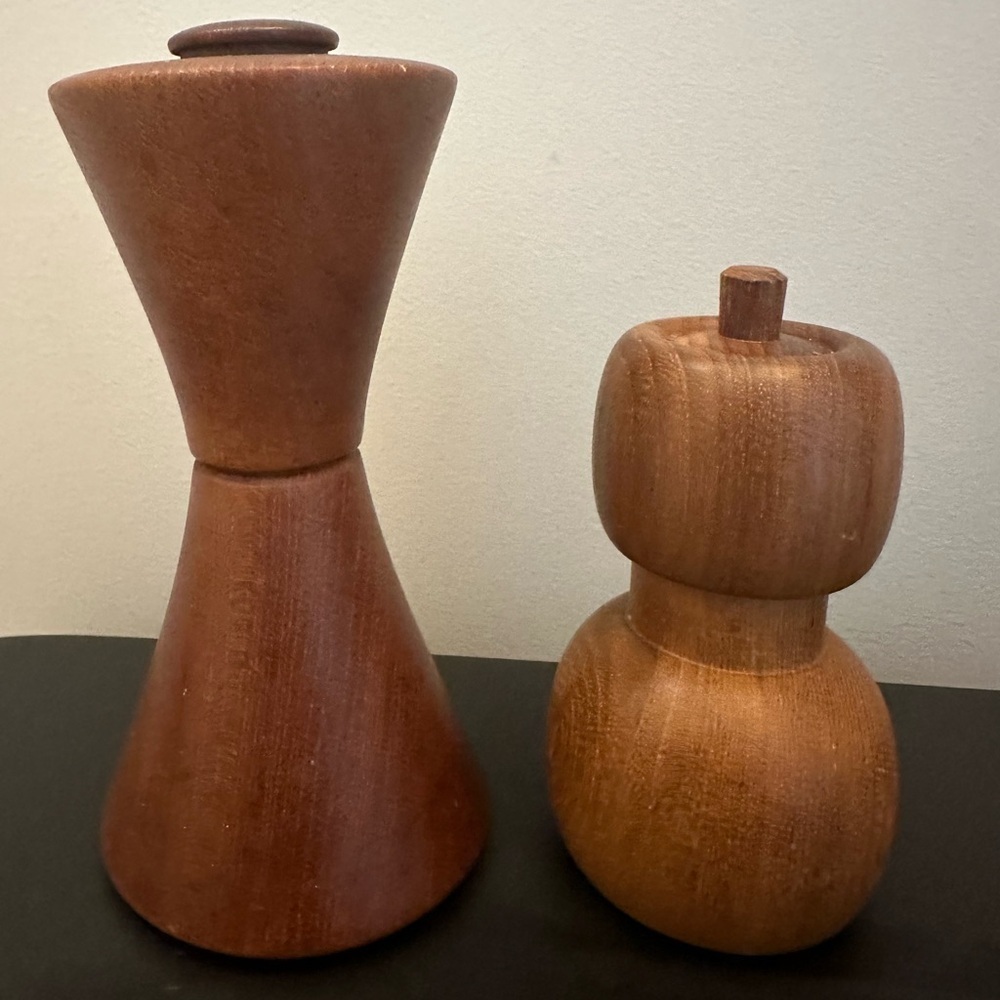 VTG MCM Dansk Denmark Jens Quistgaard Wood Pepper Mill Grinder Salt Shaker Acorn